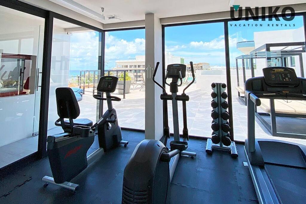 1 Block To The Beach 2Br 6Pax Rooftop Pool King Bed Плая дел Кармен Екстериор снимка