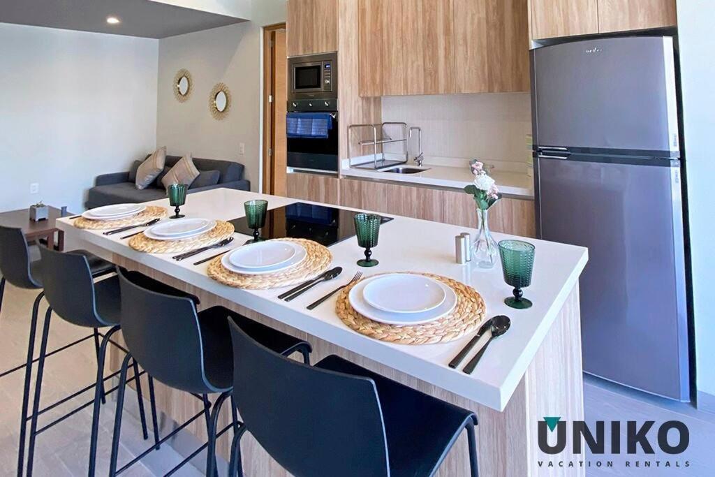 1 Block To The Beach 2Br 6Pax Rooftop Pool King Bed Плая дел Кармен Екстериор снимка