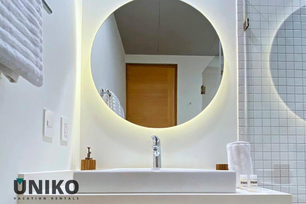 1 Block To The Beach 2Br 6Pax Rooftop Pool King Bed Плая дел Кармен Екстериор снимка